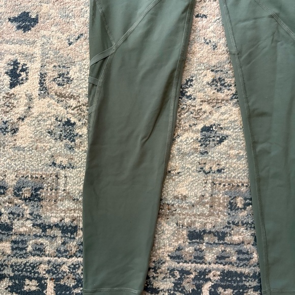 Victoria’s Secret high-rise full length leggings - Picture 2 of 5